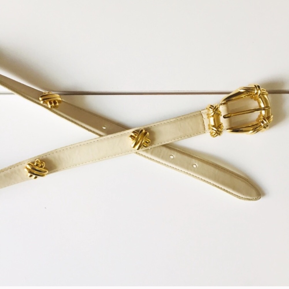 Vintage Leather Belt Gold Details